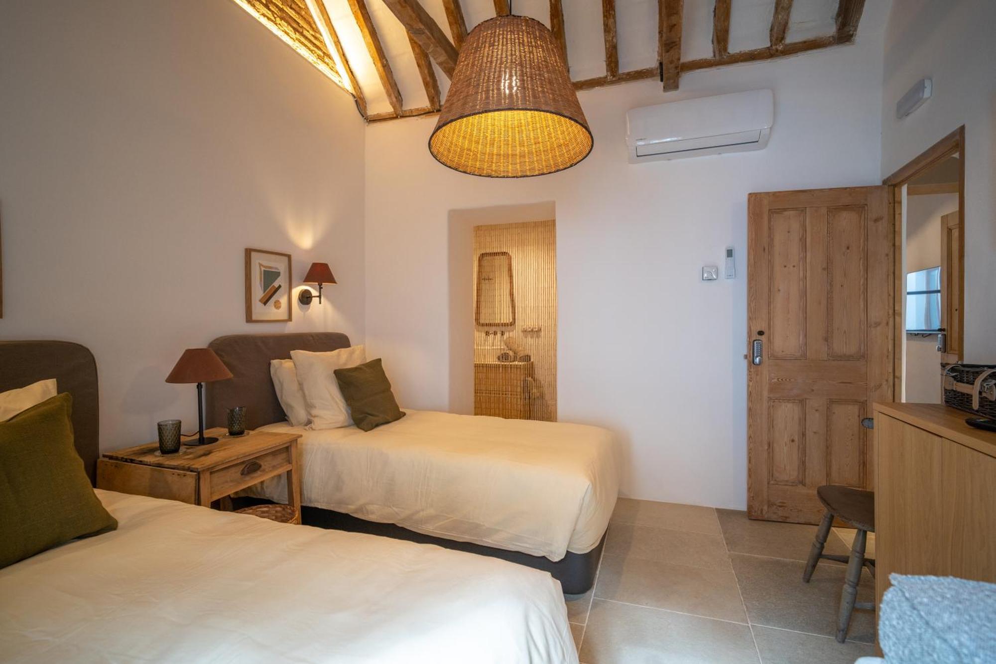 Mondejar 14 Coliving Centro Hotel Estepona Exterior photo